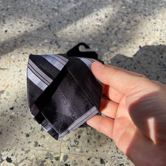 Calvin Klein Men’s Neck Tie - Picture 4 of 5